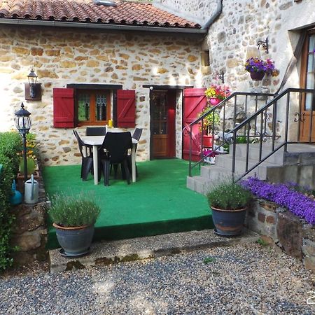 Villa la petite fontaine Ecuras Esterno foto