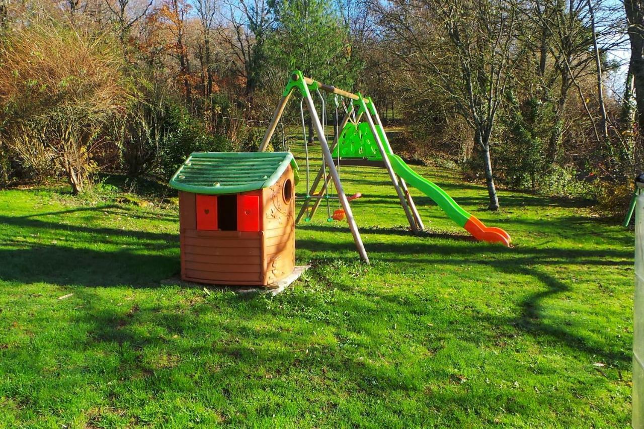 Villa la petite fontaine Ecuras Esterno foto
