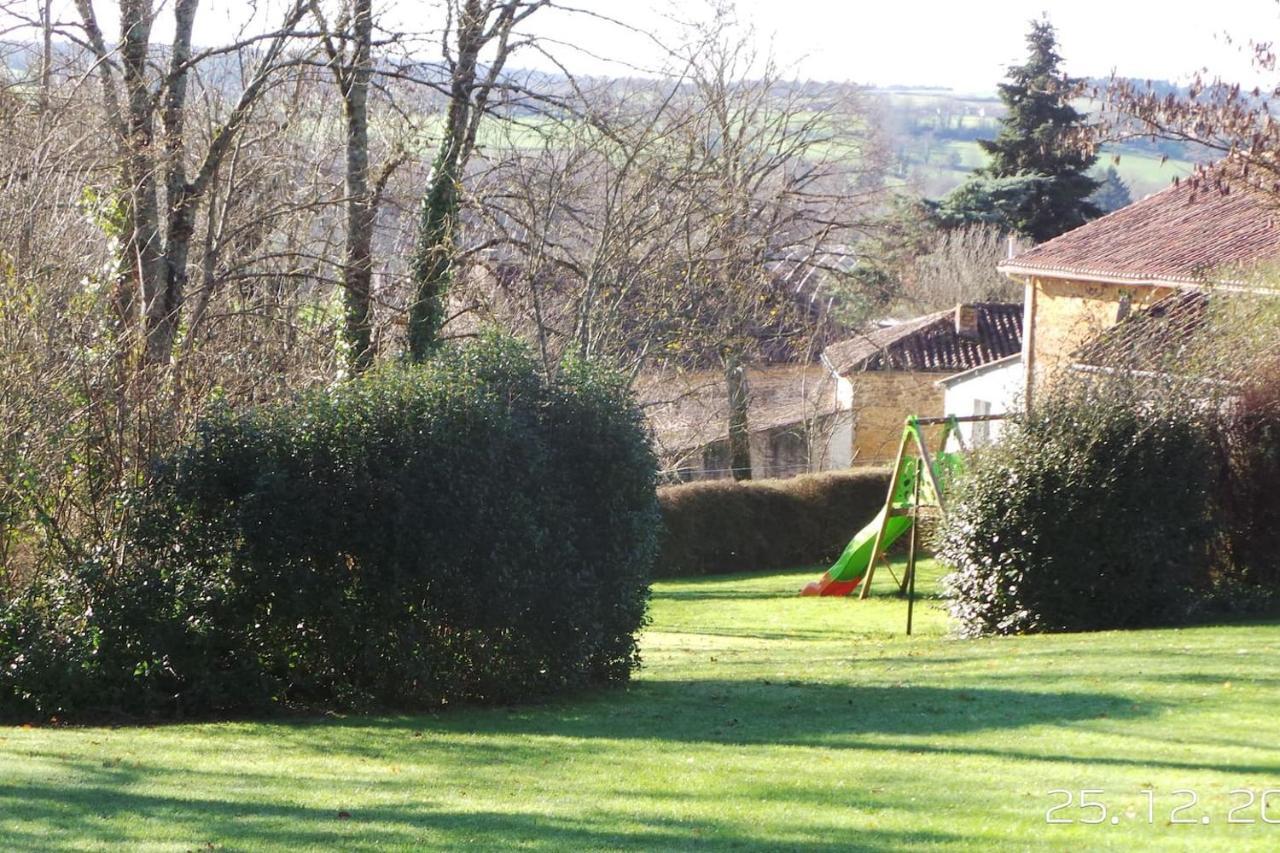 Villa la petite fontaine Ecuras Esterno foto